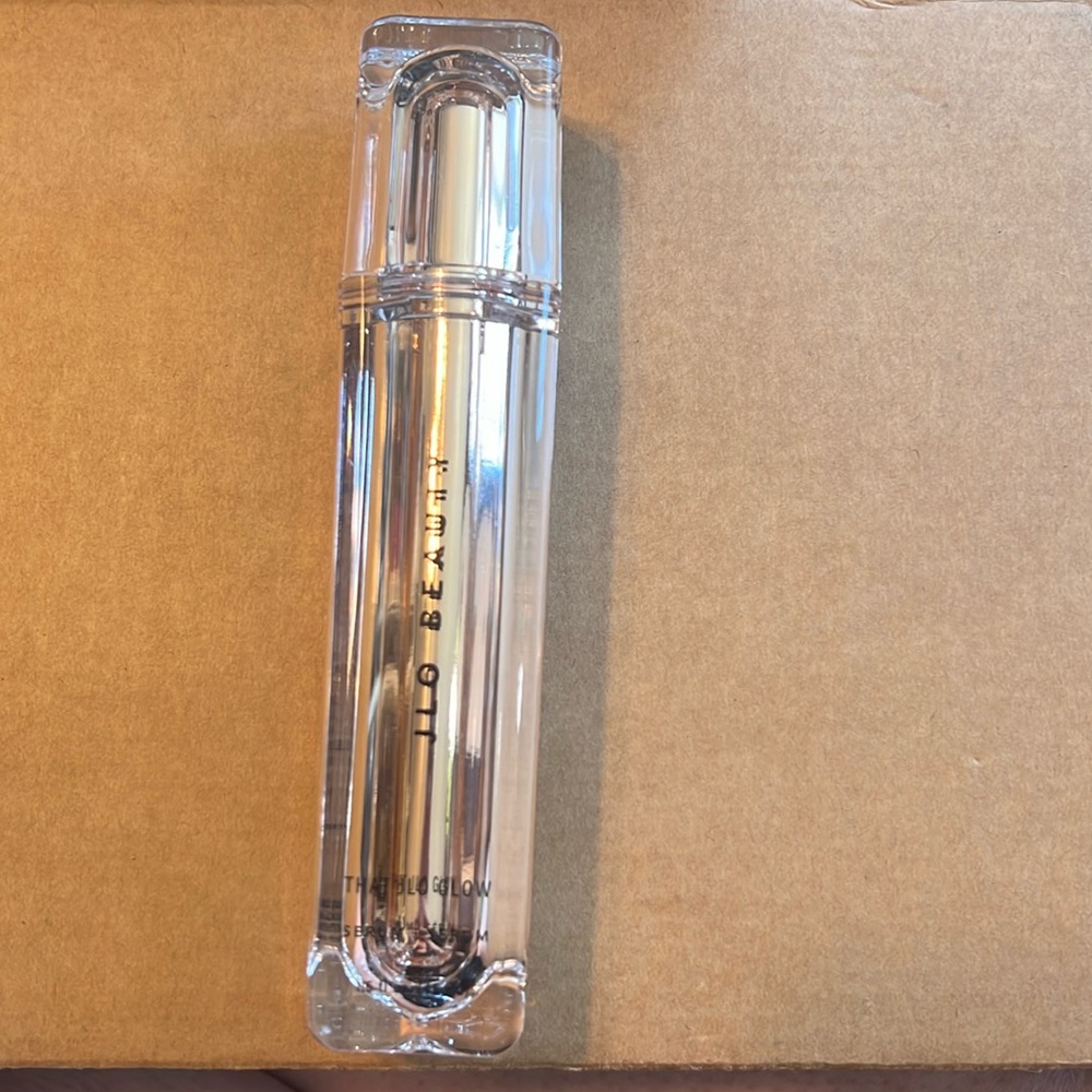 J lo glow serum
